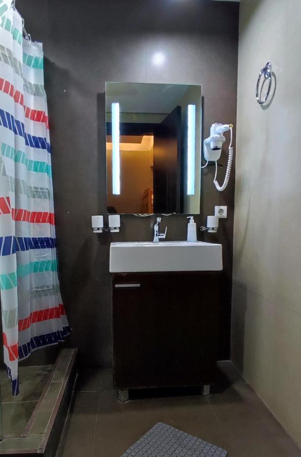 Hostel Simple Tbilisi Luaran gambar